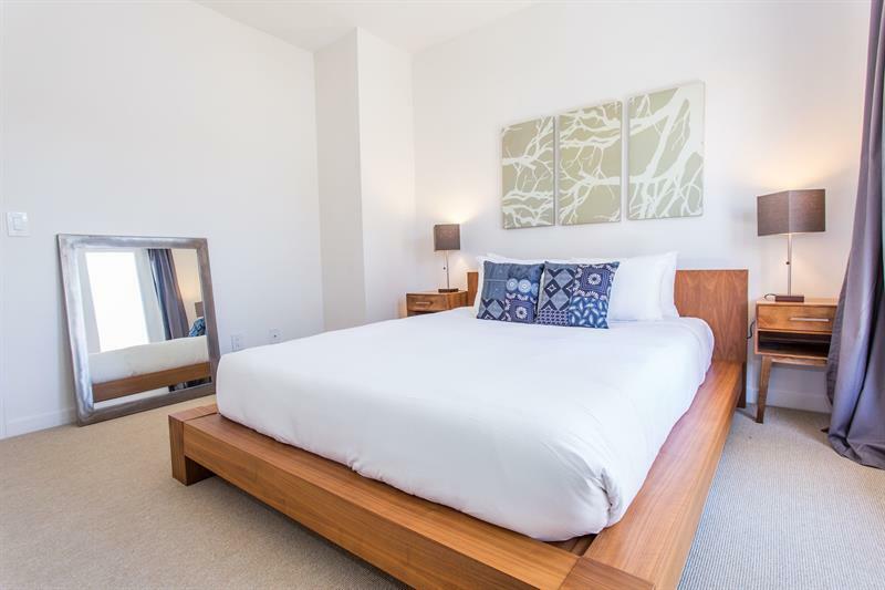 Vibrant 2br In Downtown Sd By Sonder Apartment